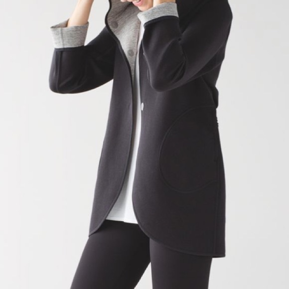 Lululemon City Bound Wrap * REVERSIBLE! NWOT - Picture 4 of 10